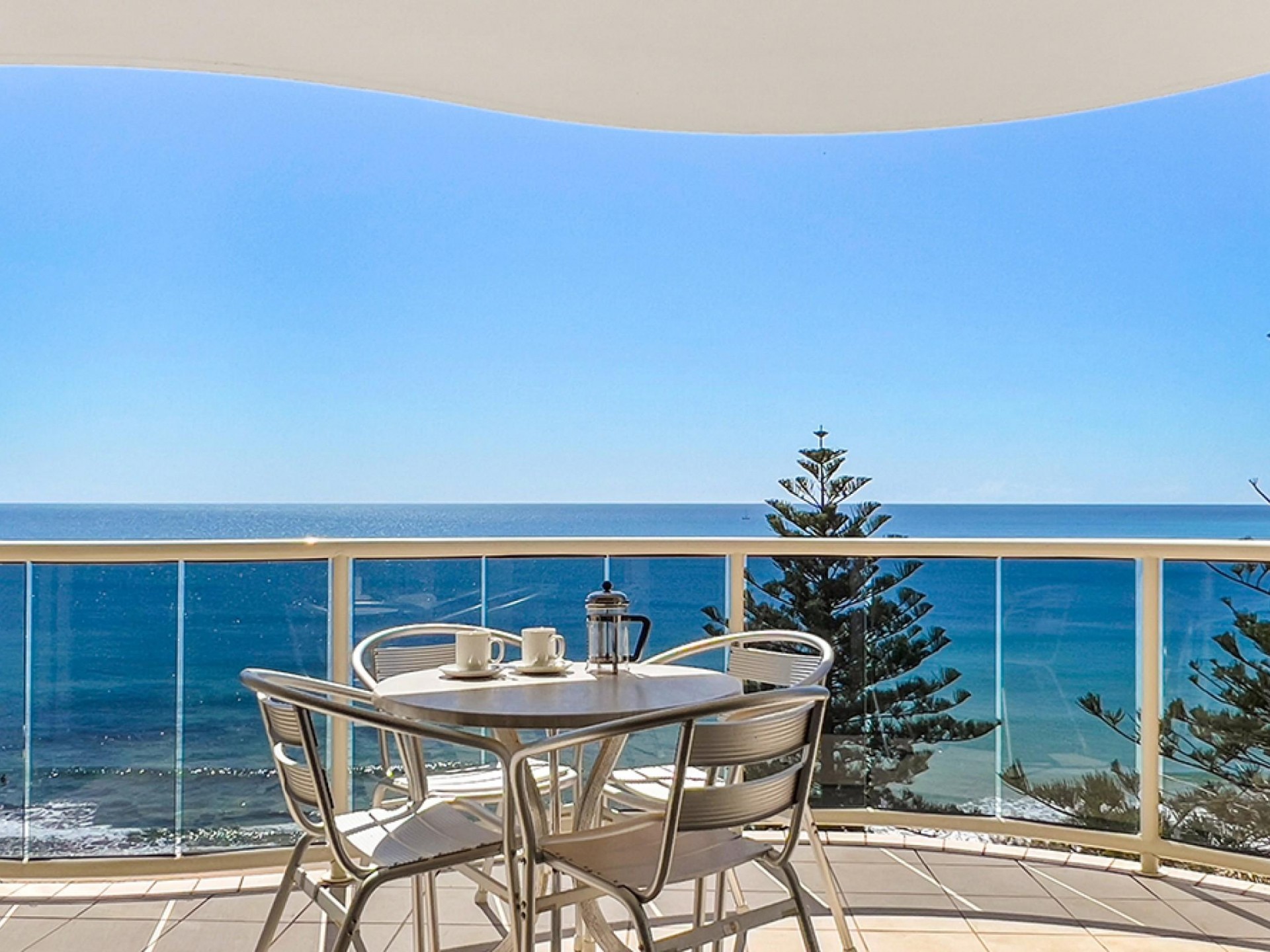 SOLD BY SIMON GUILFOYLE