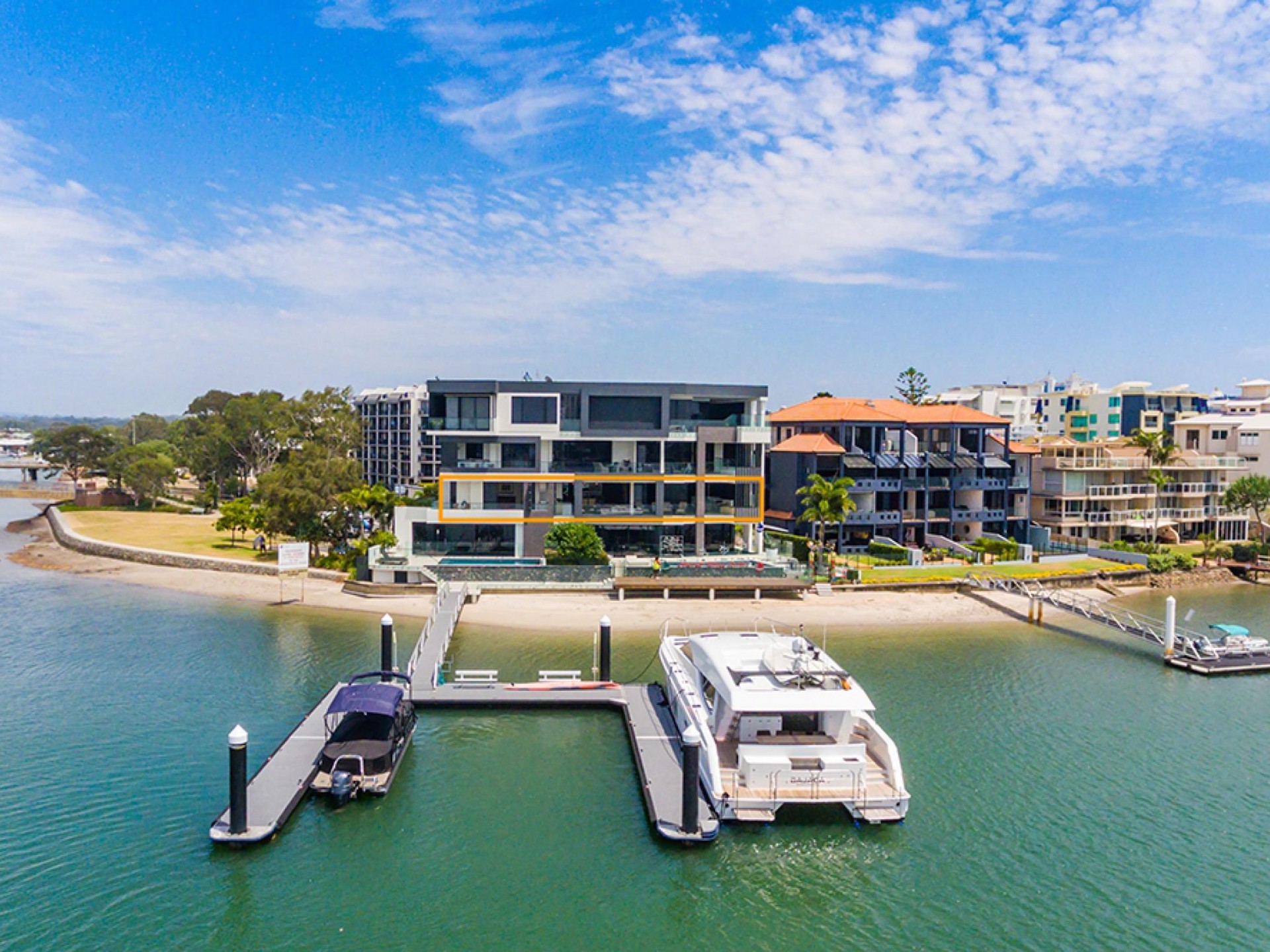 WOW Factor & 32 meters of Mooloolaba Deepwater Frontage